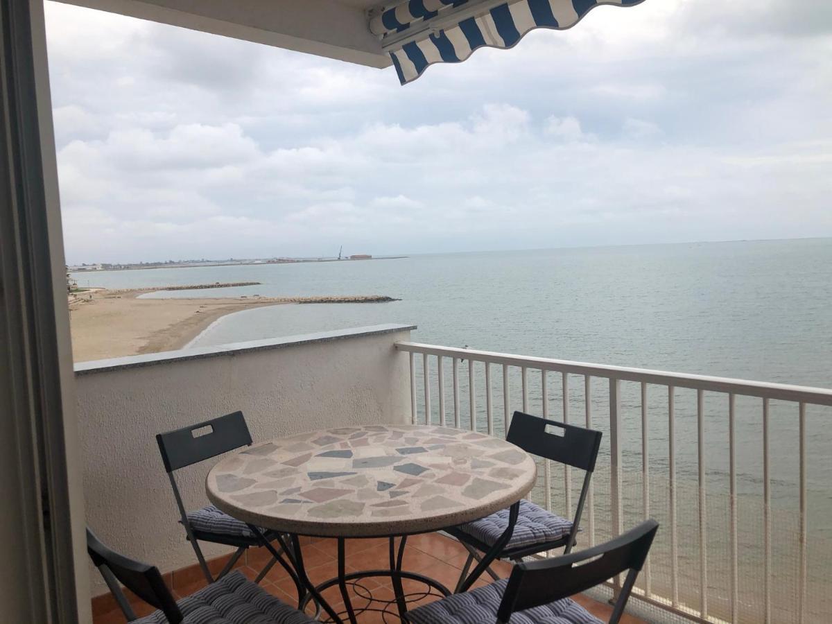 Apartamento En Primera Linea De Mar Sant Carlos de la Ràpita Εξωτερικό φωτογραφία